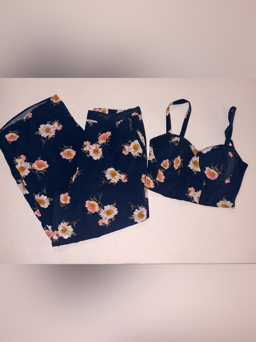 Xhileration size M cropped top and pants